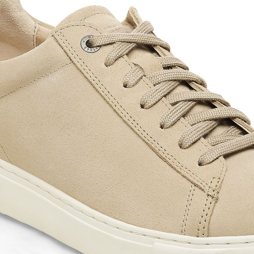 Bend Low Suede Leather Sandcastle Medium/Narrow