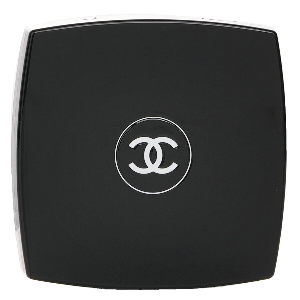 Chanel Ombre Essentielle Multi Use Longwearing Eyeshadow - # 238 Quartz Fume  1.9g