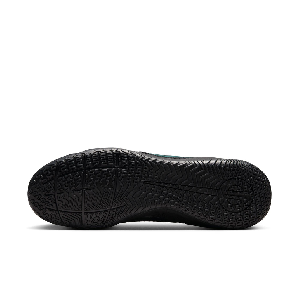 Nike Tiempo Legend 10 Academy Indoor/Court Low-Top Soccer Shoes