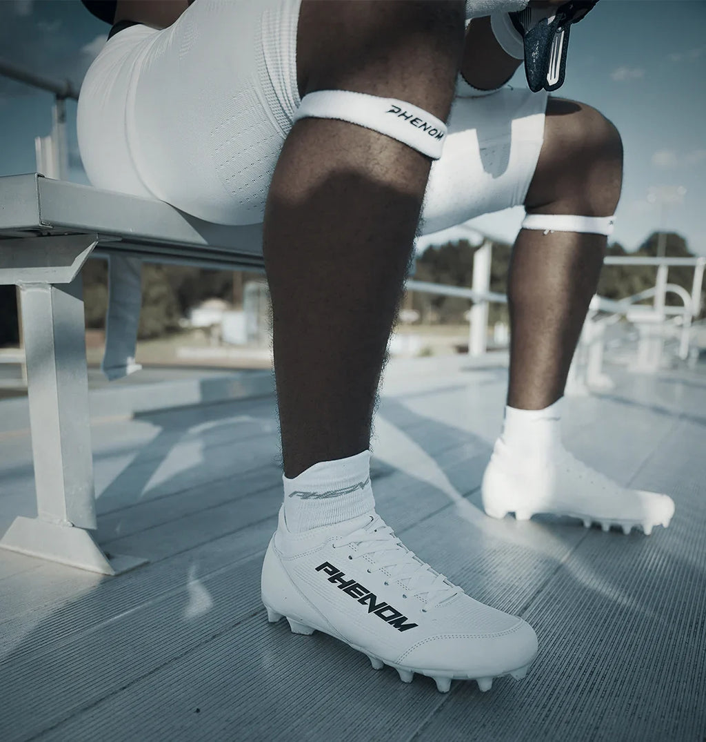Phenom Elite Youth Velocity 3.0 Football Cleats
